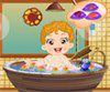 Play Cute Little Baby Bathing