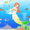 Play Beautiful Fish Girl Underwater